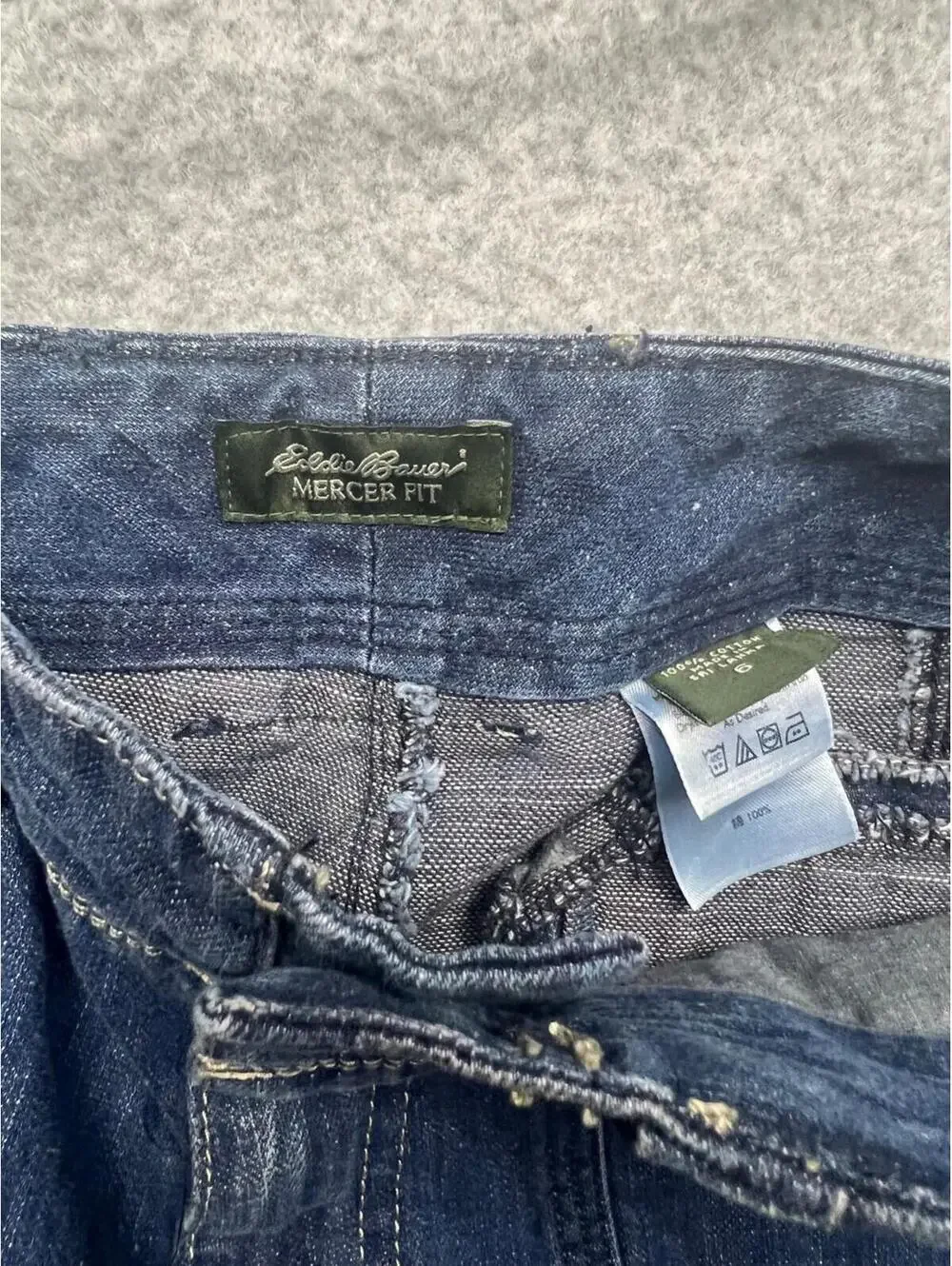 Eddie Bauer Crop Cargo Capri Denim Jeans Womens Size 6 Outdoor Casual Comfort